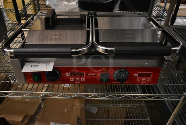 BRAND NEW SCRATCH AND DENT! 2023 Avantco 177PG400ST Stainless Steel Commercial Countertop Panini Press Grill with Timer, Smooth Plates, and 19 5/8" x 9 1/8" Cooking Surface. 120 Volts, 1 Phase. Tested and Working! - Image 2 of 6