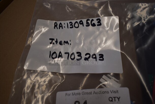 BRAND NEW SCRATCH AND DENT! Mahlkonig 10A703293 Power Board Back Panel - Image 3 of 3
