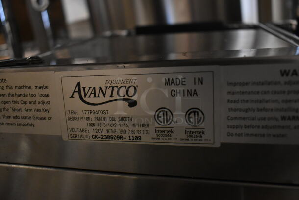 BRAND NEW SCRATCH AND DENT! 2023 Avantco 177PG400ST Stainless Steel Commercial Countertop Panini Press Grill with Timer, Smooth Plates, and 19 5/8" x 9 1/8" Cooking Surface. 120 Volts, 1 Phase. Tested and Working! - Image 6 of 6