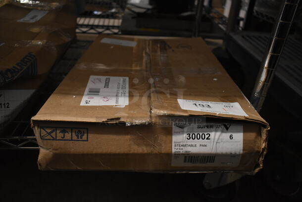 Box of 10 BRAND NEW SCRATCH AND DENT! Vollrath 92230002 Super Pan V® Full Size 3/4" Deep Anti-Jam Stainless Steel Steam Table / Hotel Pan- 22 Gauge.  - Image 3 of 5