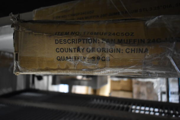 Box of 3 BRAND NEW SCRATCH AND DENT! Baker's Mark 176MUF24C5OZ 24 Cup 5 oz. Glazed Aluminized Steel Jumbo Muffin / Cupcake Pan - 26" x 18"  - Image 3 of 4
