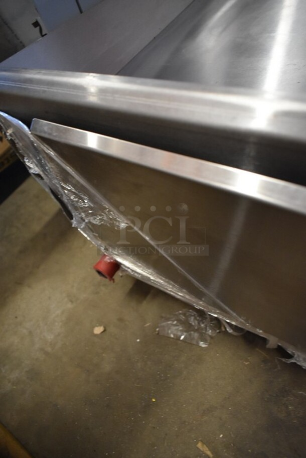 BRAND NEW SCRATCH AND DENT! 2023 Cooking Performance Group CPG 351GMCPG36NL Stainless Steel Commercial Countertop Natural Gas Powered Flat Top Griddle w/ Thermostatic Controls. 90,000 BTU.  - Image 4 of 7