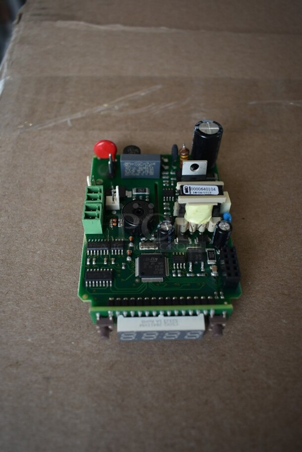 3 BRAND NEW SCRATCH AND DENT! Items; Seko 147RIC1015175 Circuit Board for GTO00R1HMPU00, SEko 147RIC6015174 Waremini Detergent Rinse Motor, Seko 147RIC7015174 Rinse Motor. 3 Times Your Bid! - Image 2 of 11