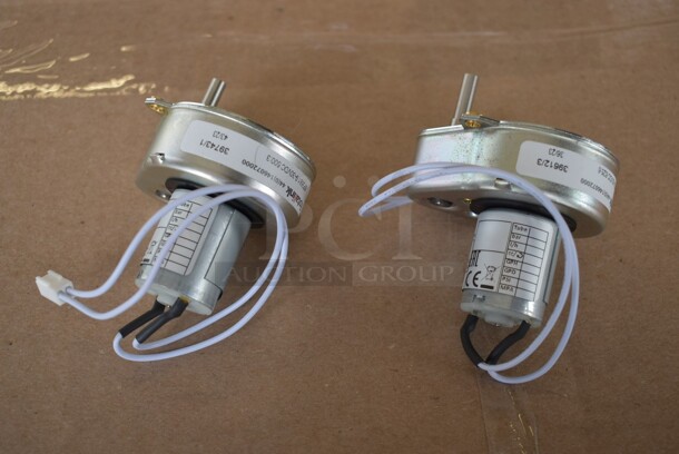 3 BRAND NEW SCRATCH AND DENT! Items; Seko 147RIC1015175 Circuit Board for GTO00R1HMPU00, SEko 147RIC6015174 Waremini Detergent Rinse Motor, Seko 147RIC7015174 Rinse Motor. 3 Times Your Bid! - Image 6 of 11