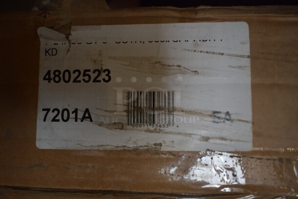 BRAND NEW SCRATCH AND DENT! Lakeside 2523 Plastic Deep Well Two Shelf Utility Cart - 40 1/4" x 25 1/2" x 32 3/4" - Image 3 of 3