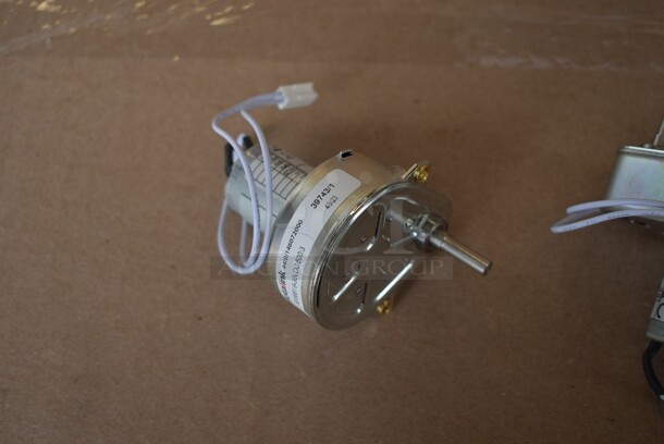3 BRAND NEW SCRATCH AND DENT! Items; Seko 147RIC1015175 Circuit Board for GTO00R1HMPU00, SEko 147RIC6015174 Waremini Detergent Rinse Motor, Seko 147RIC7015174 Rinse Motor. 3 Times Your Bid! - Image 7 of 11