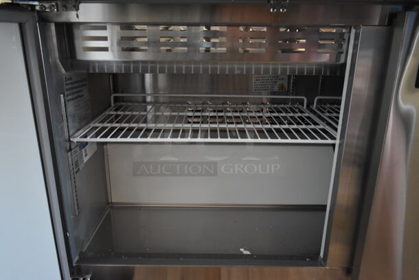 BRAND NEW SCRATCH AND DENT! 2023 Avantco 178APT60MHC Stainless Steel Commercial Sandwich Salad Prep Table Bain Marie Mega Top. 115 Volts, 1 Phase. Tested and Working! - Image 6 of 8