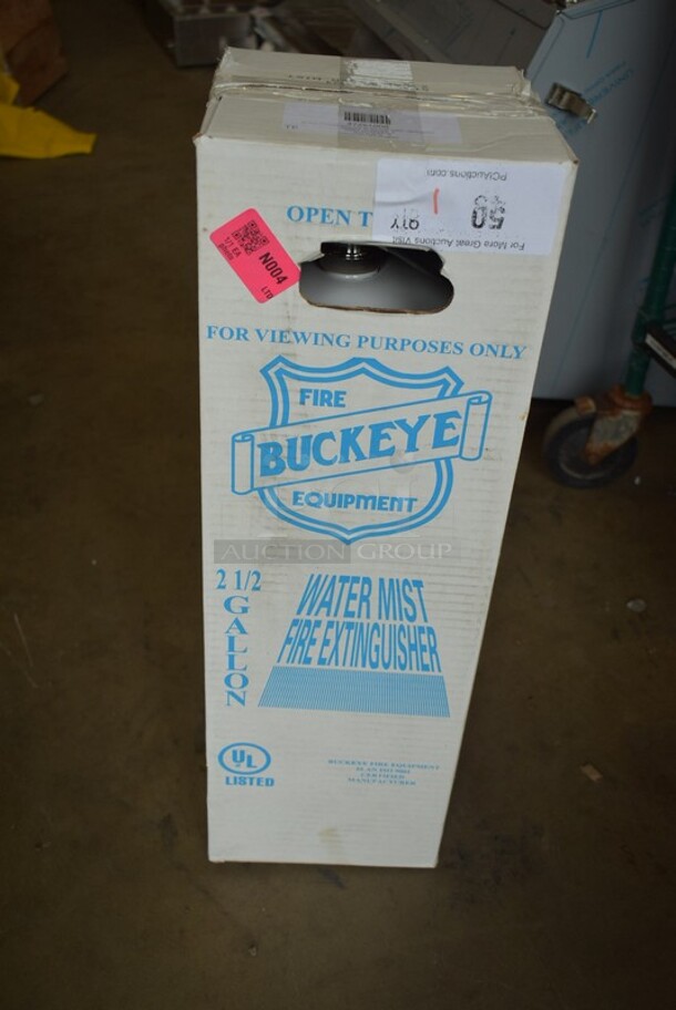 BRAND NEW SCRATCH AND DENT! Buckeye 47251000 2.5 Gallon Water Mist AC Fire Extinguisher - Rechargeable Untagged - Image 2 of 3
