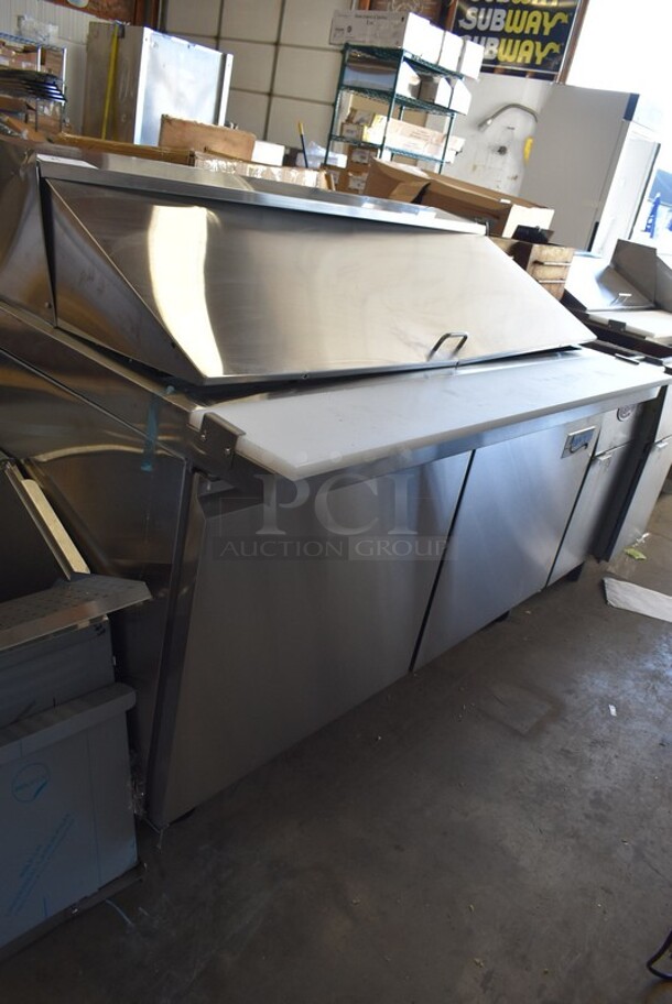 BRAND NEW SCRATCH AND DENT! 2023 Avantco 178SSPT60MHC Stainless Steel Commercial Sandwich Salad Prep Table Bain Marie Mega Top on Commercial Casters. 115 Volts, 1 Phase. Tested and Working! - Image 3 of 8