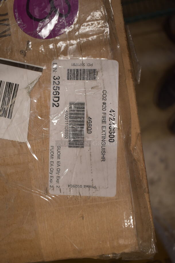 BRAND NEW SCRATCH AND DENT! Buckeye 47246600 20 lb. Carbon Dioxide BC Fire Extinguisher - Rechargeable Untagged - - Image 3 of 6