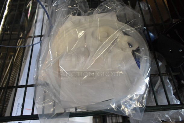 BRAND NEW SCRATCH AND DENT! Bunn 58000.0627 Black 2 Bowl Hopper Assembly for ULTRA NX Slushy Machines - Image 9 of 12
