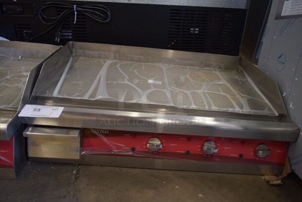 BRAND NEW SCRATCH AND DENT! 2023 Avantco 177EG30N Stainless Steel Commercial Countertop Electric Powered Flat Top Griddle. Does Not Have Legs. 208/240 Volts, 1 Phase. - Image 2 of 5