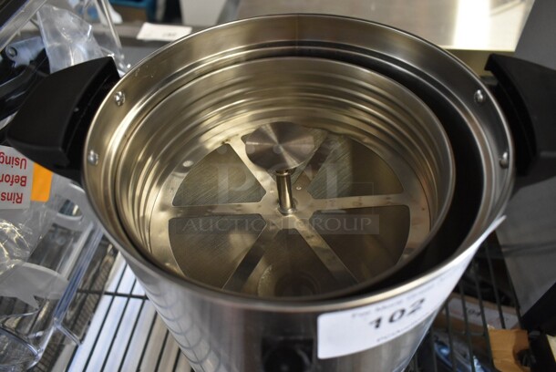 BRAND NEW SCRATCH AND DENT! Avantco 177CU30CETL 30 Cup (150 oz.) Double Wall Stainless Steel Coffee Urn / Coffee Percolator. 110-120 Volts, 1 Phase.  - Image 4 of 5