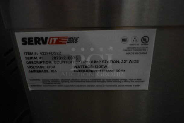 BRAND NEW SCRATCH AND DENT! 2023 ServIt FFDS22 22" Stainless Steel Commercial Countertop Fry Dump Holding Station. 120 Volts, 1 Phase. Tested and Working! - Image 8 of 8