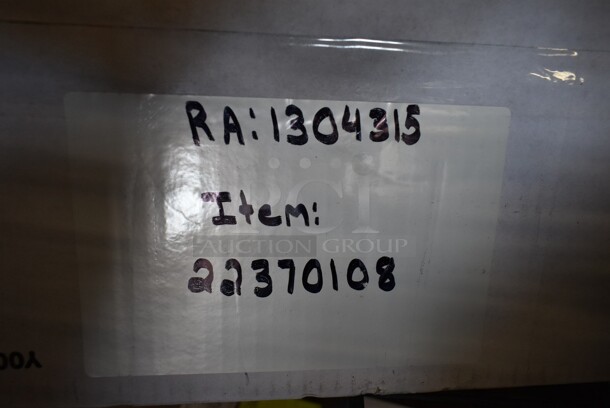 BRAND NEW SCRATCH AND DENT! Sterno 22370108 WindGuard Fold Away Chafing Dish Frame.  - Image 5 of 5