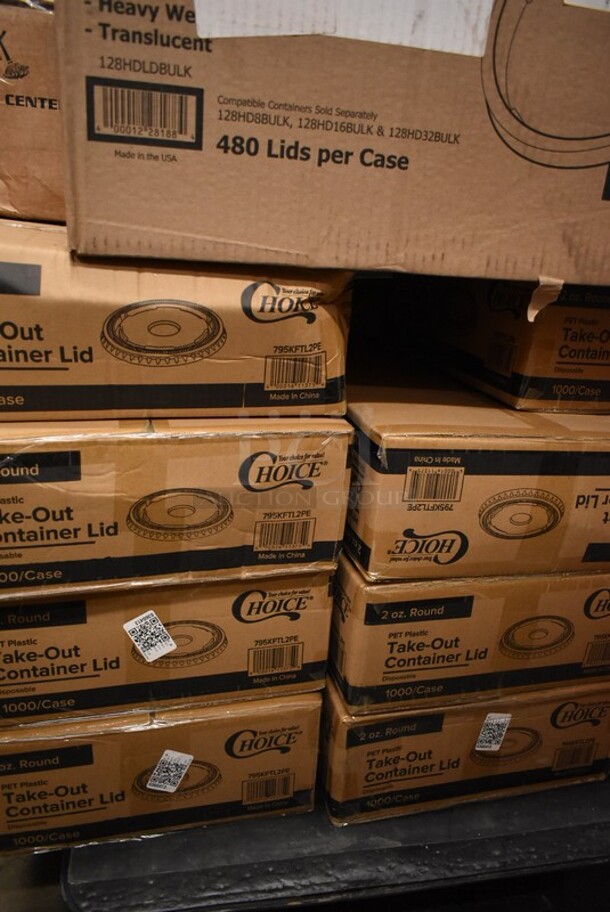 PALLET LOT of 36 BRAND NEW! Boxes Including 7 Box 795KFTL2PE Choice 2 oz. Round PET Take-Out Lid - 1000/Case, 129MCS16B Choice 16 oz. Black 8" x 5 1/4" x 1 1/2" Rectangular Microwavable Heavy Weight Container with Lid - 150/Case, 128HDLDBULK ChoiceHD Microwavable Translucent Plastic Deli Container Lid - 480/Case, 2 Box 5002CPTE Lavex 2-Ply White Center Pull Economy Paper Towel 510' Roll - 6/Case, 500MFTN Lavex Natural Brown Kraft M-Fold (Multifold) Towel - 4000/Case, 2 Box S6SW Spoons, CHoice #4 Paper Food Containers, 612SL65LARGE ChoiceHD Smoothwall Silver Large Oblong Foil Entree / Take-Out Pan with Dome Lid 65.6 oz. - 50/Case, 2 Box 500CFT Lavex White C-Fold Standard Weight Towel - 2400/Case, 5001BNAP Choice 1-Ply White Beverage / Cocktail Napkin - 4000/Case. 36 Times Your Bid! - Image 3 of 12