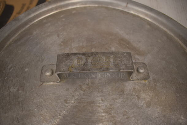 ALL ONE MONEY! Lot of Metal Stock Pot w/ Lid, Legs and 1/6 Size Drop In Bin Lid - Image 4 of 6