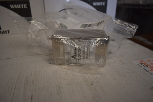 BRAND NEW SCRATCH AND DENT! Solwave 180OPMAGFLT Magnetron Noise Filter for G1-RCO-H - Image 2 of 4