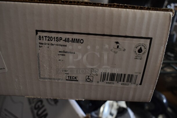 BRAND NEW SCRATCH AND DENT! Delta 81T201SP-48-MMO H2Optics 11 1/2" Exposed Solar Sensor Flush Valve with Vacuum Breaker for 1 1/2" Top Spud Urinals - Image 3 of 5
