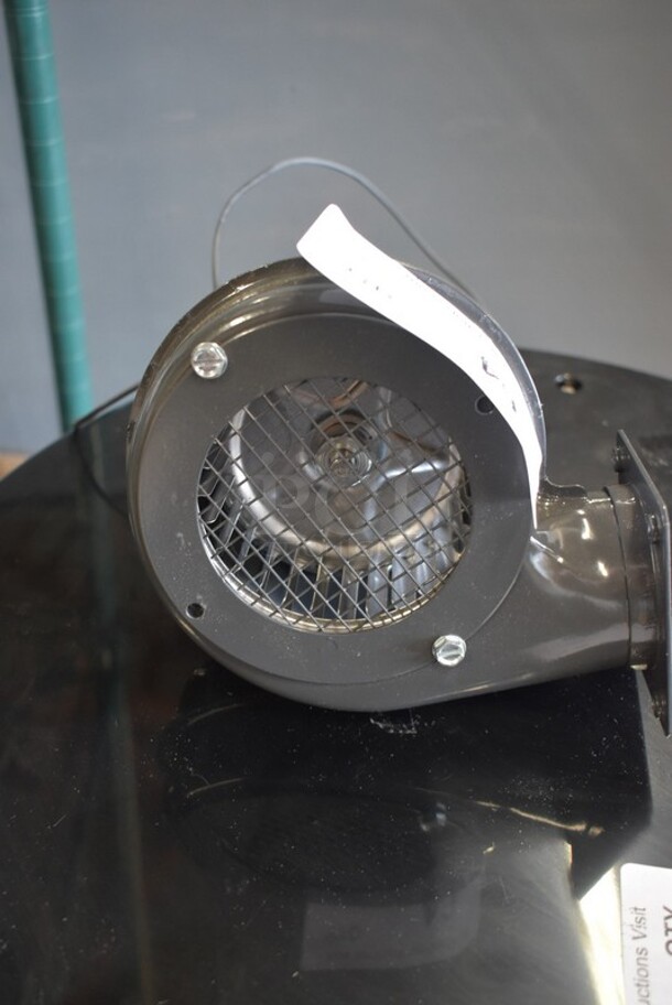 BRAND NEW SCRATCH AND DENT! Fasco 702111390 Blower. 115 Volts, 1 Phase.  - Image 3 of 6