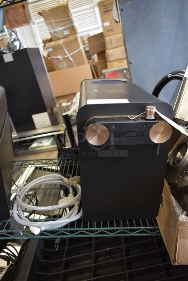 BRAND NEW SCRATCH AND DENT! Fetco V2PX-H DRNX by BROOD DUO Dual Tap Nitro Cold Brew Beverage Dispenser. 110-120 Volts, 1 Phase.  - Image 2 of 7