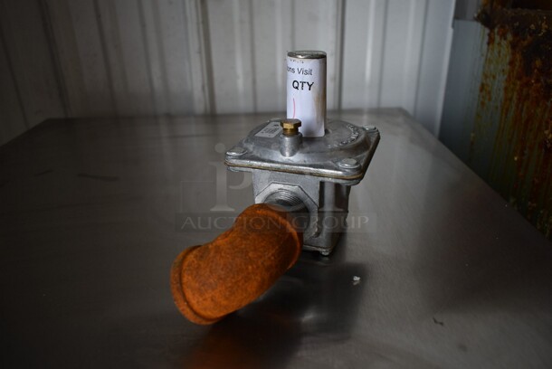 Gas Hose Regulator - Image 4 of 5