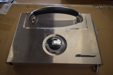 BRAND NEW SCRATCH AND DENT! Midea Flashchef Stainless Steel Door. 