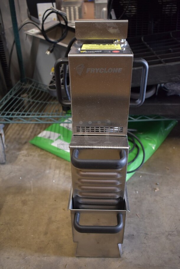 BRAND NEW SCRATCH AND DENT! Fryclone 259FLTRP70 Stainless Steel Commercial 70 lb. Portable Fryer Oil Filter System. 100-120 Volts, 1 Phase.   - Image 2 of 6