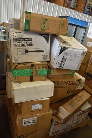 PALLET LOT of 34 BRAND NEW! Boxes Including 395RP09 EcoChoice Compostable Sugarcane / Bagasse 9" Plate - 500/Case, 130HBKCUTFW Visions Individually Wrapped Black Heavy Weight Plastic Fork - 1000/Case, 130HCLCUTFW Visions Individually Wrapped Clear Heavy Weight Plastic Fork - 1000/Case, 502386022BLK Lavex 55-60 Gallon 22 Micron 38" x 60" High Density Black Janitorial Can Liner / Trash Bag, Fryclone Filter Machine, 2 Box Fineline Platter Pleasers 3405-CL Disposable 35 oz. Clear Plastic Carafe with Lid, 21435CLRHPAM Cambro 35CLRHP150 H-Pan™ 1/3 Size Amber High Heat Plastic Colander Pan - 5" Deep, 2 Box 500LSTRWL Choice 9, 12, 16, 20, and 24 oz. Clear Strawless / Sip Lid - 1000/Case, 129MCS24B Choice 24 oz. Black Rectangular Microwavable Heavy Weight Container with Lid 8" x 5 1/4" x 2" - 150/Case, 2 Metal Fry Baskets, 17" Pad Holder Brush, 806DISCNP17. 34 Times Your Bid!