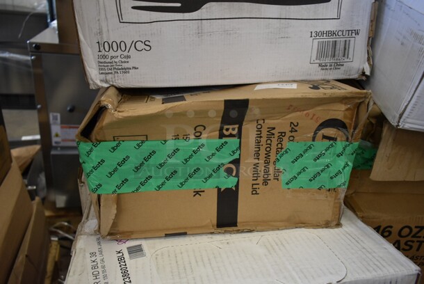 PALLET LOT of 34 BRAND NEW! Boxes Including 395RP09 EcoChoice Compostable Sugarcane / Bagasse 9" Plate - 500/Case, 130HBKCUTFW Visions Individually Wrapped Black Heavy Weight Plastic Fork - 1000/Case, 130HCLCUTFW Visions Individually Wrapped Clear Heavy Weight Plastic Fork - 1000/Case, 502386022BLK Lavex 55-60 Gallon 22 Micron 38" x 60" High Density Black Janitorial Can Liner / Trash Bag, Fryclone Filter Machine, 2 Box Fineline Platter Pleasers 3405-CL Disposable 35 oz. Clear Plastic Carafe with Lid, 21435CLRHPAM Cambro 35CLRHP150 H-Pan™ 1/3 Size Amber High Heat Plastic Colander Pan - 5" Deep, 2 Box 500LSTRWL Choice 9, 12, 16, 20, and 24 oz. Clear Strawless / Sip Lid - 1000/Case, 129MCS24B Choice 24 oz. Black Rectangular Microwavable Heavy Weight Container with Lid 8" x 5 1/4" x 2" - 150/Case, 2 Metal Fry Baskets, 17" Pad Holder Brush, 806DISCNP17. 34 Times Your Bid! - Image 3 of 12