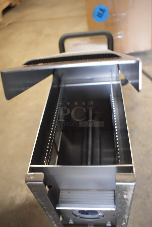 BRAND NEW SCRATCH AND DENT! Fryclone 259FLTRP70 Stainless Steel Commercial 70 lb. Portable Fryer Oil Filter System. 100-120 Volts, 1 Phase.   - Image 5 of 6