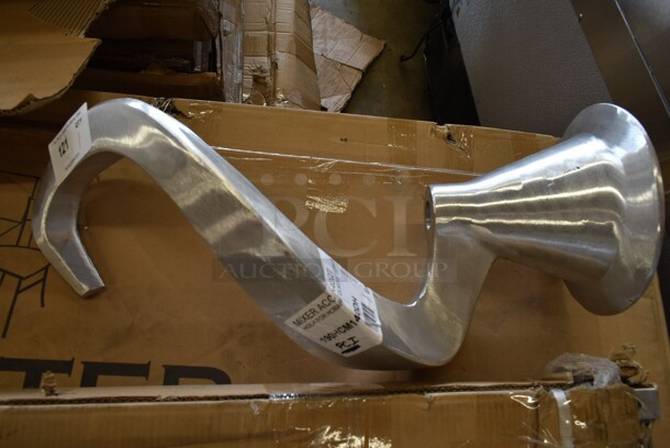 BRAND NEW SCRATCH AND DENT! 190HCM140DH Hobart Equivalent Dough Hook for Classic Mixers (140 Qt. Bowls) - Image 2 of 7