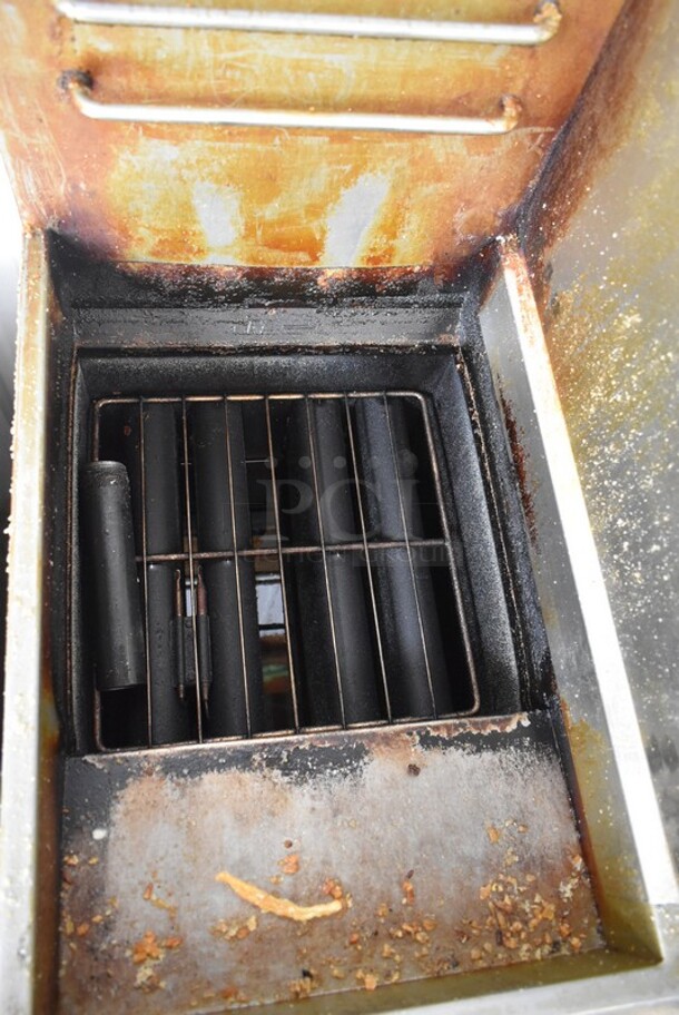 2022 Avantco FF400-N Stainless Steel Commercial Floor Style Natural Gas Powered Deep Fat Fryer. 120,000 BTU.  - Image 2 of 4
