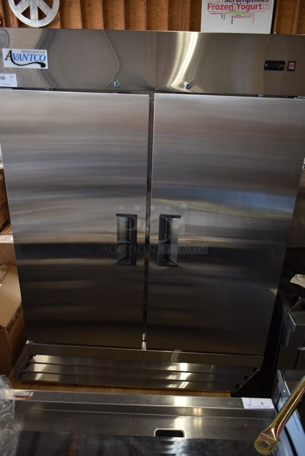 BRAND NEW SCRATCH AND DENT! 2023 Avantco 178A49RHC Stainless Steel Commercial 2 Door Reach In Cooler. 115 Volts, 1 Phase. Tested and Powers On But Does Not Get Cold
 - Image 3 of 8