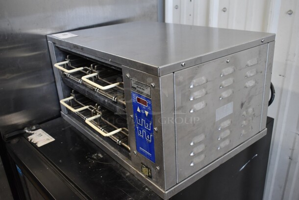 Prince Castle DHB-DDA Stainless Steel Commercial Countertop Dedicated Holding Bin. 120 Volts, 1 Phase. Tested and Working! - Image 2 of 3