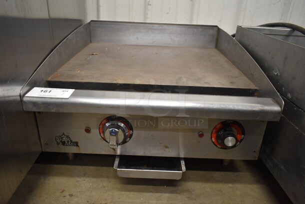 Star Max Stainless Steel Commercial Countertop Electric Powered Flat Top Griddle. 208/240 Volts, 1 Phase.  - Image 1 of 4