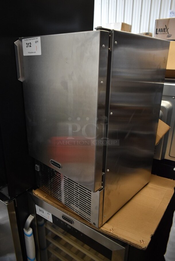 BRAND NEW SCRATCH AND DENT! Whynter MIM-14231SS Stainless Steel 14” Undercounter Automatic Marine Ice Maker 23lb Daily Output. 115 Volts, 1 Phase. Tested and Working! - Image 2 of 6