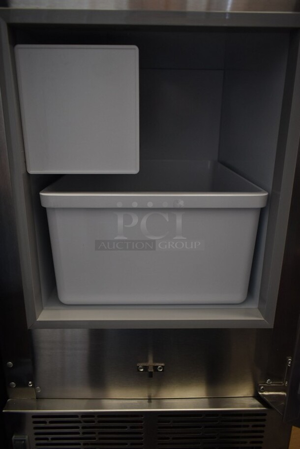 BRAND NEW SCRATCH AND DENT! Whynter MIM-14231SS Stainless Steel 14” Undercounter Automatic Marine Ice Maker 23lb Daily Output. 115 Volts, 1 Phase. Tested and Working! - Image 3 of 6