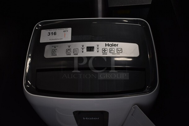 BRAND NEW SCRATCH AND DENT! Haier HPC12XCR 12,000 BTU Portable 3 Speed Air Conditioner. 115 Volt, 1 Phase. Tested and Working! - Image 2 of 7