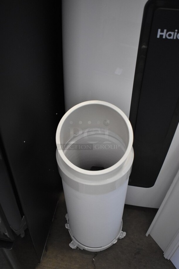 BRAND NEW SCRATCH AND DENT! Haier HPC12XCR 12,000 BTU Portable 3 Speed Air Conditioner. 115 Volt, 1 Phase. Tested and Working! - Image 3 of 7
