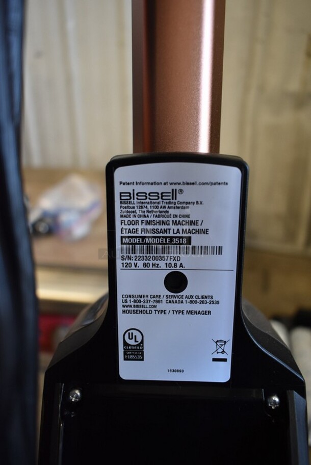 Bissell 3518 Vacuum w/ Accessories. Unit Has Only Been Used a Few Times. 120 Volts, 1 Phase. Tested and Working! - Image 5 of 5