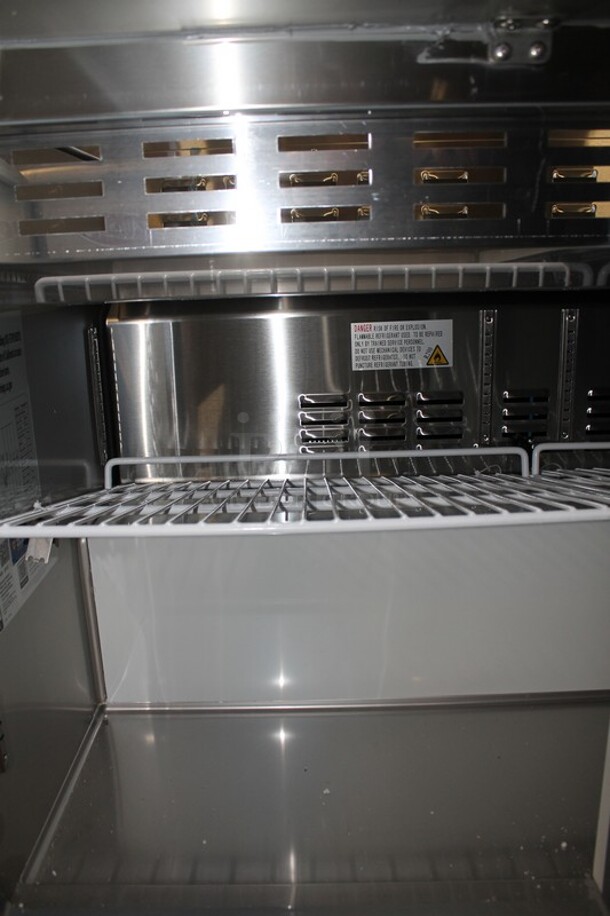 BRAND NEW SCRATCH AND DENT! 2023 Avantco 178APT48MHC Stainless Steel Commercial Sandwich Salad Prep Table Bain Marie Mega Top on Commercial Casters. 115 Volts, 1 Phase. Tested and Working! - Image 7 of 8