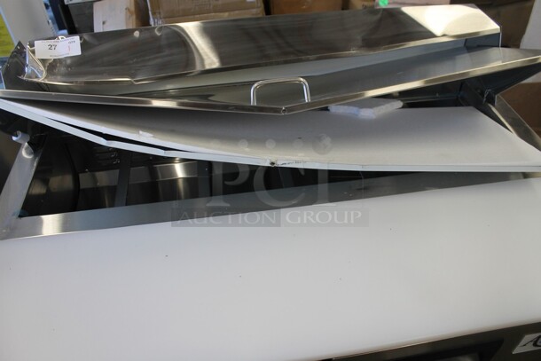 BRAND NEW SCRATCH AND DENT! 2023 Avantco 178APT48HC Stainless Steel Commercial Sandwich Salad Prep Table Bain Marie Mega Top on Commercial Casters. 115 Volts, 1 Phase. Tested and Working! - Image 4 of 8