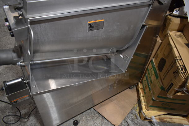 2017 Hobart MG2032 Metal Commercial Floor Style Electric Powered Meat Mixer Grinder w/ Foot Pedal on Commercial Casters. 208 Volts, 3 Phase. Tested and Working! - Image 7 of 8