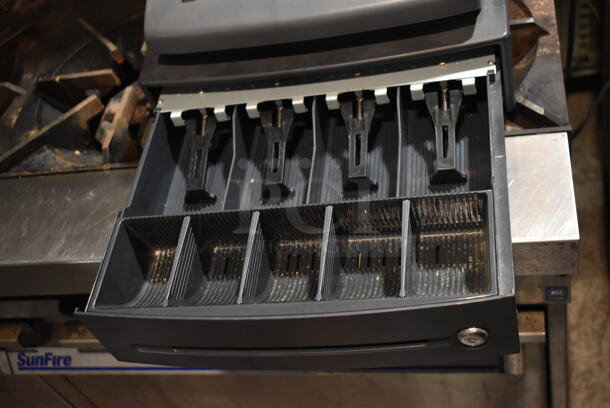Sharp XE-A106 Countertop Electronic Cash Register.  - Image 4 of 6
