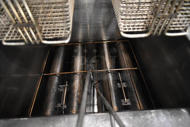 2017 Dean D150GNTS Stainless Steel Commercial Floor Style Natural Gas Powered Deep Fat Fryer w/ 2 Metal Fry Baskets on Commercial Casters. 120,000 BTU.  - Image 4 of 6