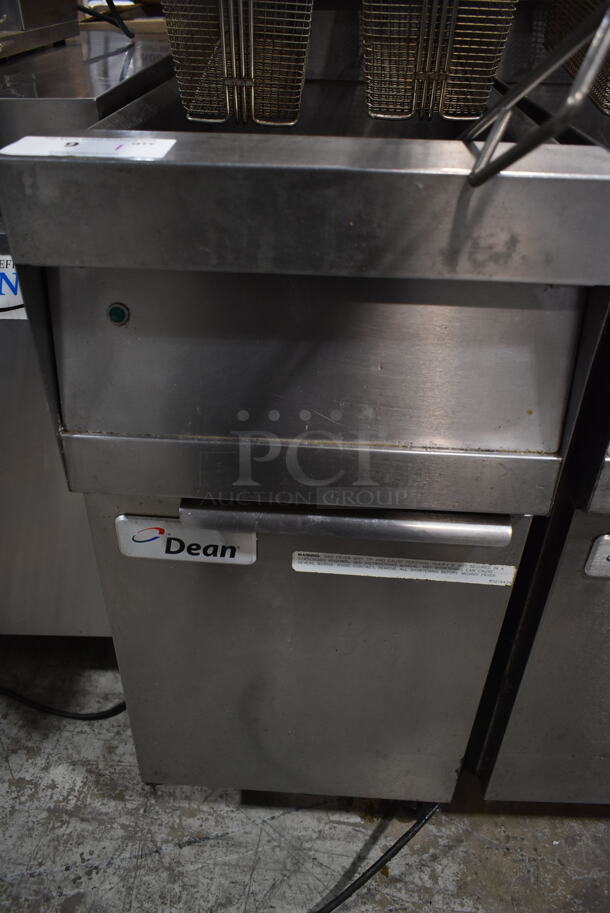 2016 Dean D150GNTS Stainless Steel Commercial Floor Style Natural Gas Powered Deep Fat Fryer w/ 2 Metal Fry Baskets on Commercial Casters. 120,000 BTU.  - Image 4 of 6