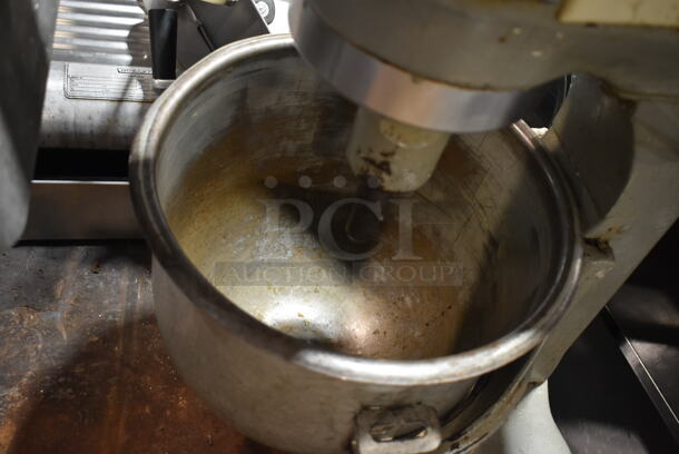 Hobart A-200T Metal Commercial Countertop 20 Quart Planetary Dough Mixer w/ Pelican Head, Metal Mixing Bowl, Whisk and Paddle Attachments. 115 Volts, 1 Phase. Tested and Working! - Image 9 of 12