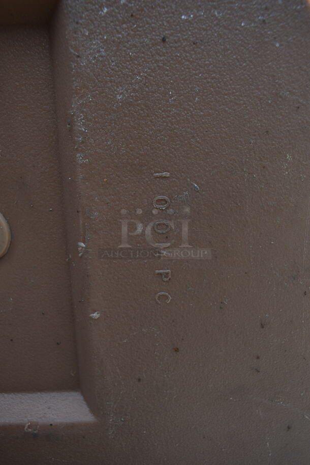 2 Cambro 100MPC Tan Poly Insulated Food Carrying Case. 2 Times Your Bid! - Image 6 of 6