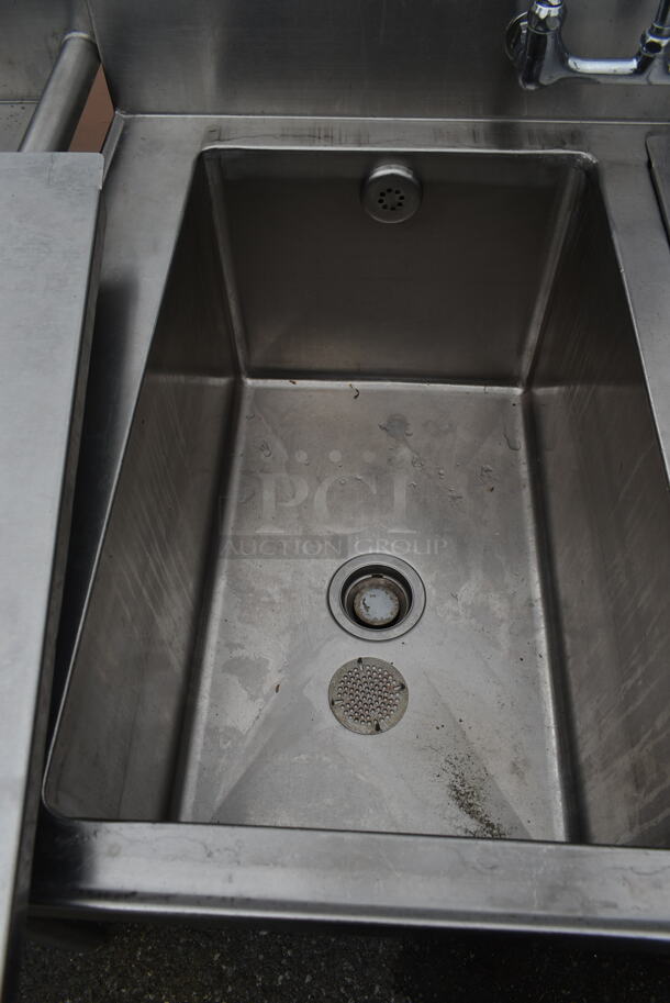 Stainless Steel Commercial 3 Bay Sink w/ Right Side Drain Board, 2 Faucets, 2 Handles and Spray Nozzle Attachment. Bays 16x26.5 - Image 4 of 9